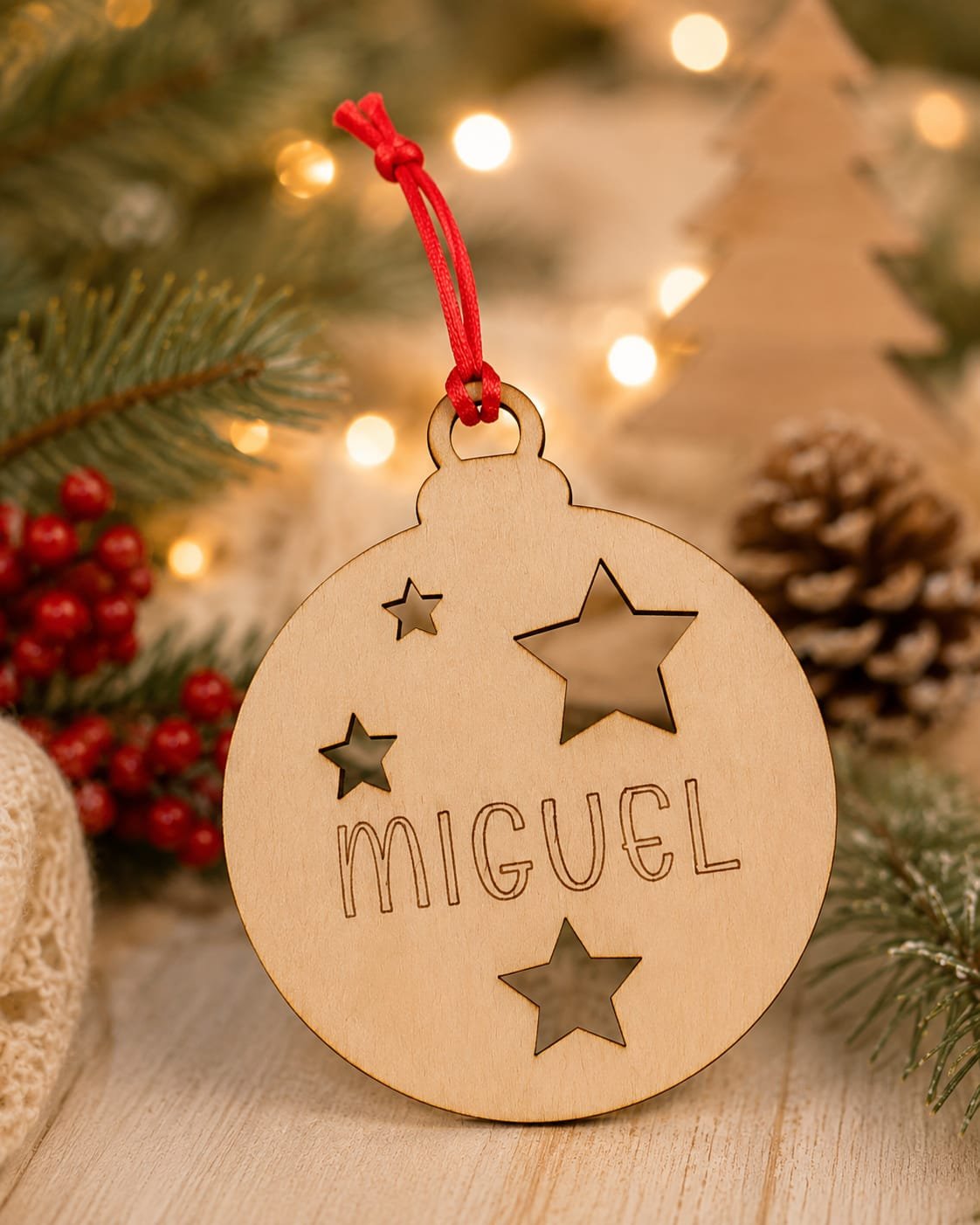 BOLA DE NAVIDAD CALADA PERSONALIZADA