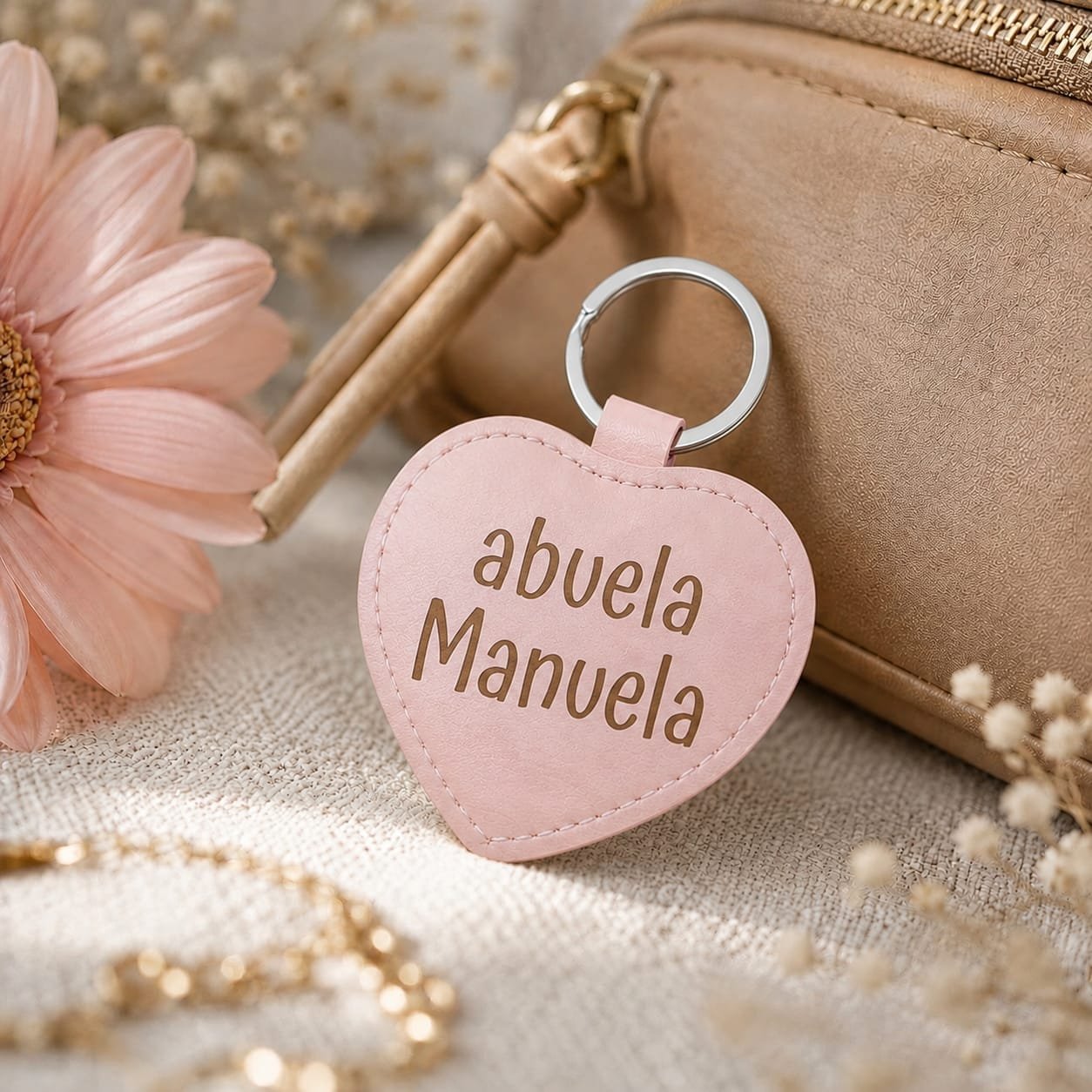 LLAVERO CORAZÓN ROSA PERSONALIZADO